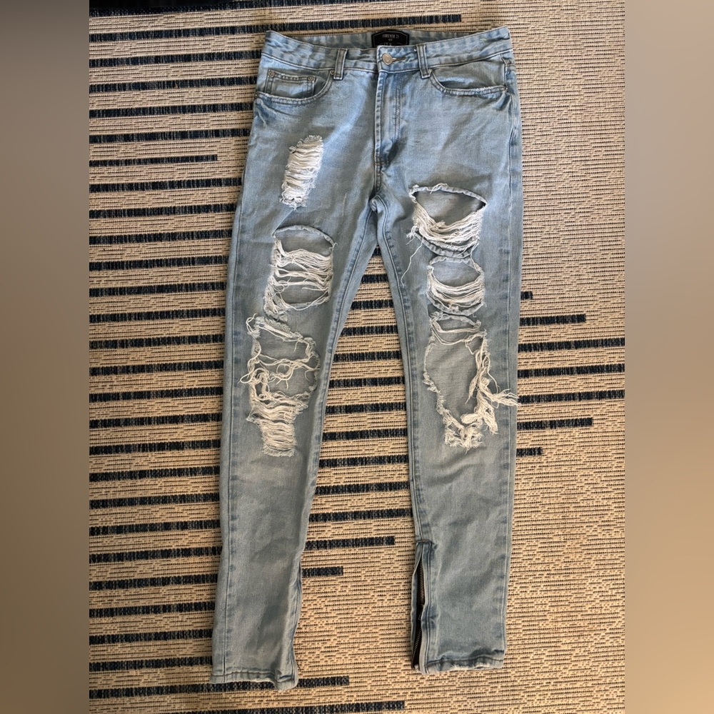 Forever 21 Men’s Ankle Zipper Denim Jeans